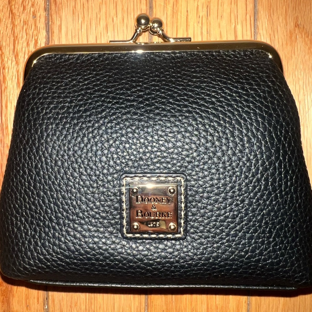 Dooney & Bourke large kiss lock framed pebble leather pouch